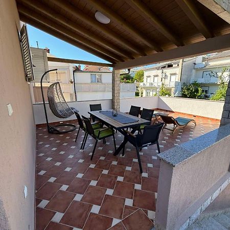 Lili Rab Apartamento Rab Town Quarto foto