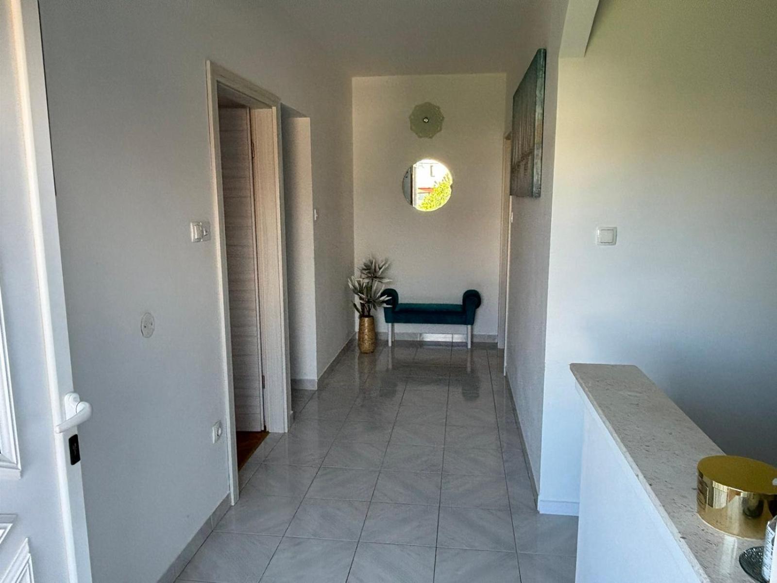 Lili Rab Apartamento Rab Town Quarto foto